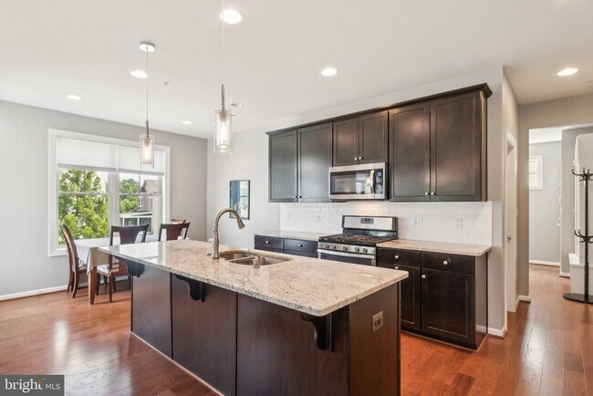 Foto del edificio - 13305 Windy Meadow Ln