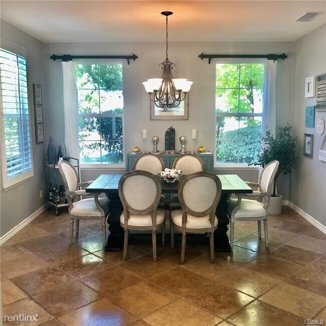 Foto del edificio - 4 br, 2.5 bath House - 1 St Ives Way