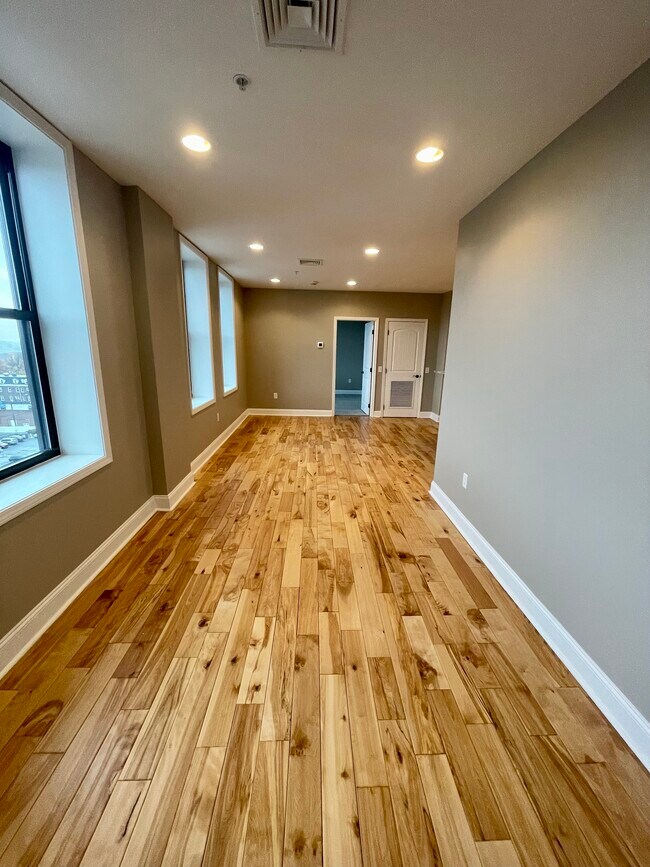 Foto del edificio - 11 W Market St