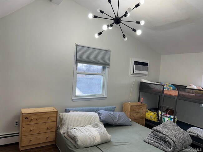 Foto del edificio - 15 Brook Dr