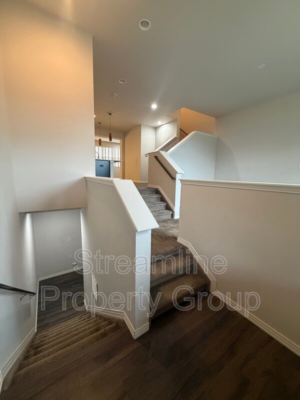 Building Photo - 589 Gallegos Cir