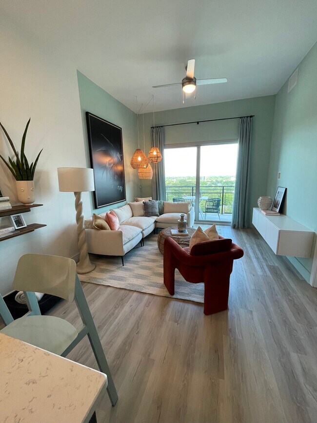 Foto del edificio - 287 NW 31st St