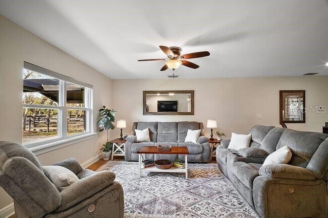 Foto del edificio - 33736 E Lake Joanna Dr