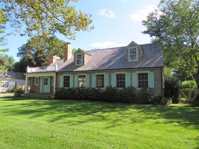 Building Photo - 75 Mill Hill Ln