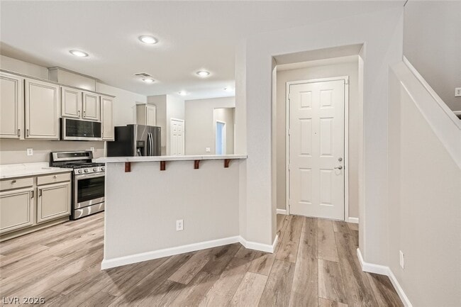 Building Photo - 25 Red Oak Canyon St