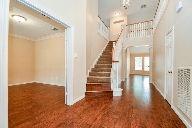 Foto del edificio - 5322 Pebble Way Ln