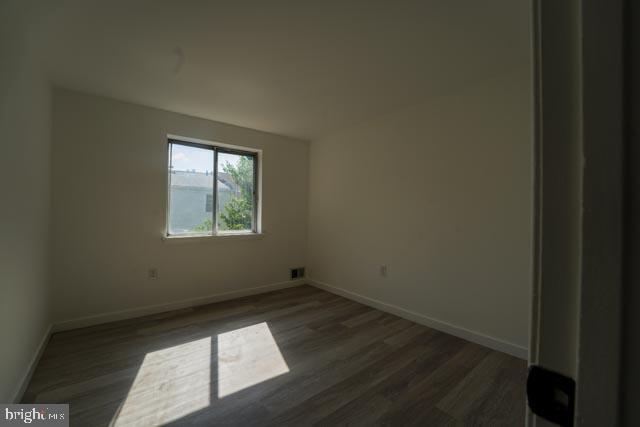 Foto del edificio - 8061 St Annes Ct