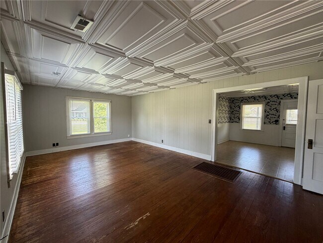 Foto del edificio - 403 SW E St