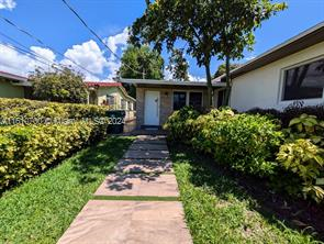 Foto del edificio - 3147 SW 24th St