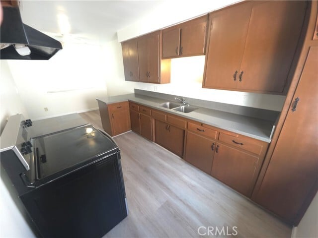 Foto del edificio - 7718 Milton Ave