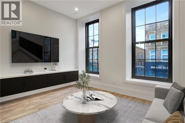 Photo du bâtiment - 29 Main St