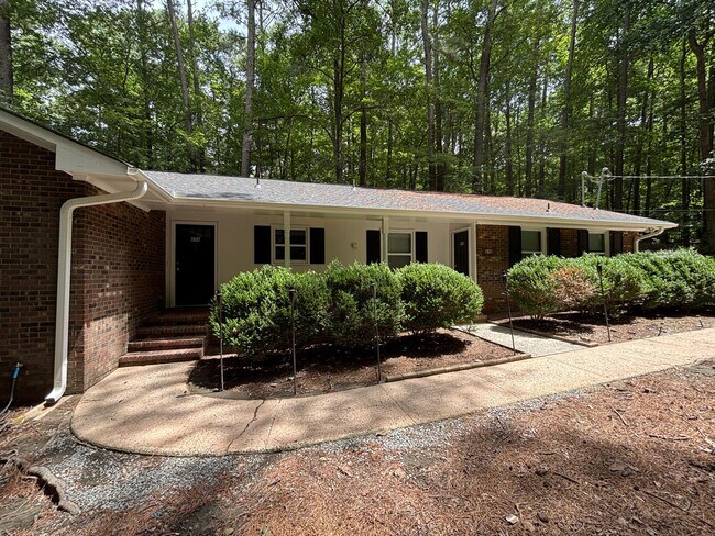 Building Photo - 69 Merritt Dr