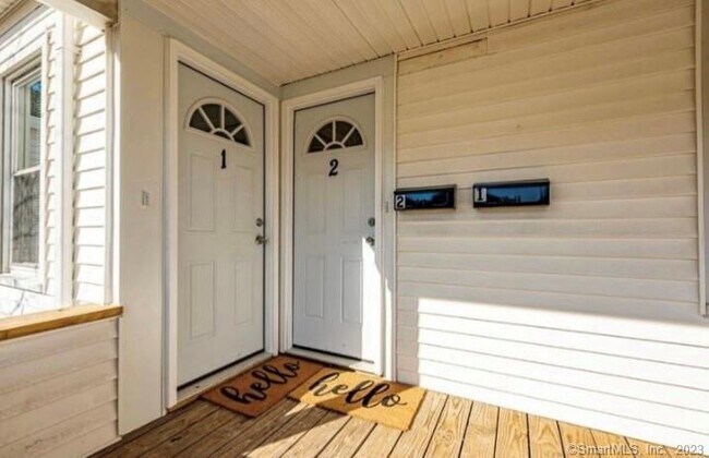 Foto del edificio - 2818 Whitney Ave