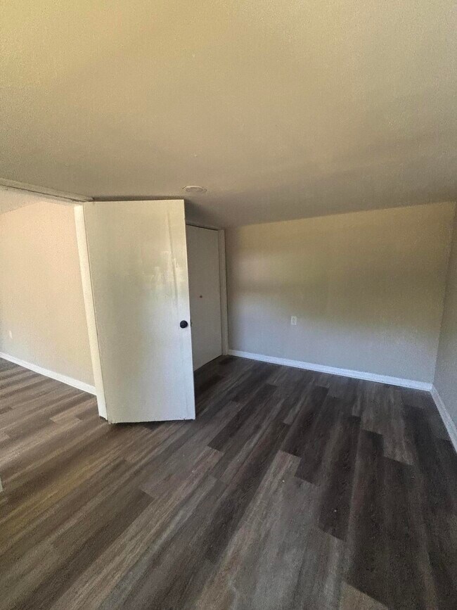 Foto del edificio - 1160 Aldrich St NE