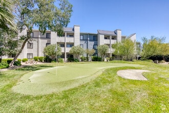 Building Photo - 4200 Paradise