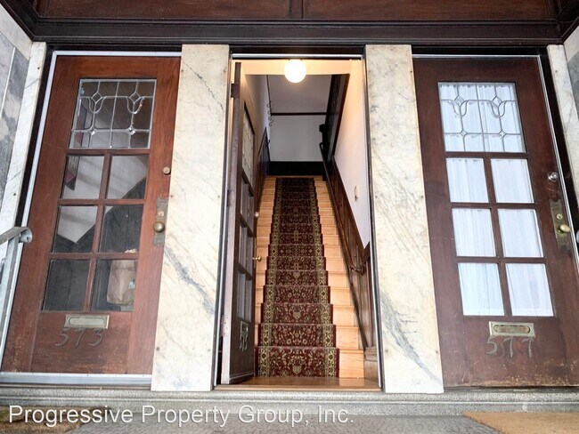 Building Photo - 2 br, 1 bath House - 575 Page Street