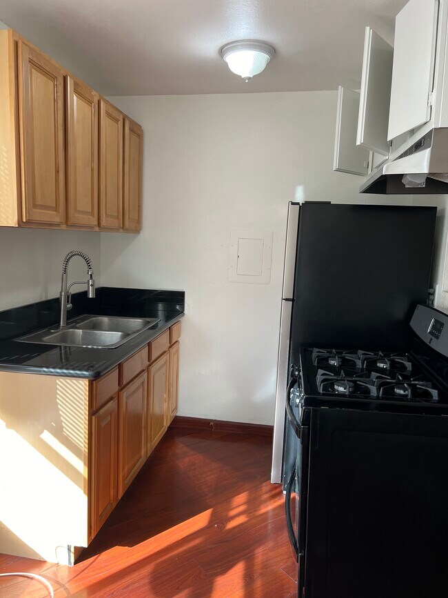 Building Photo - 4361 Berryman Ave
