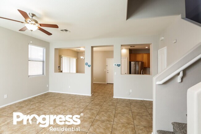 Foto del edificio - 7040 S 7th Ln