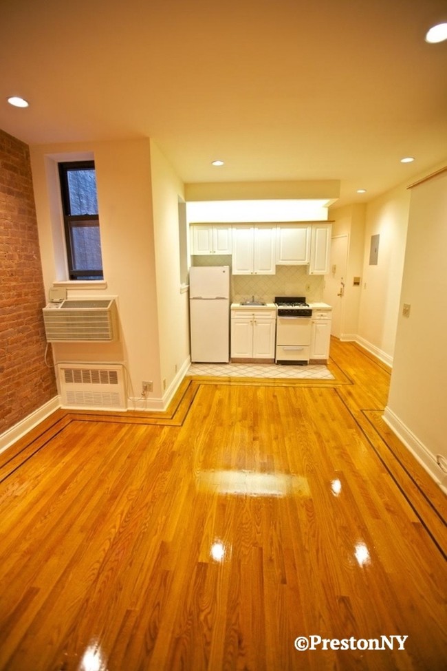 Foto del edificio - 366 Broome St