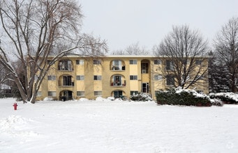 Building Photo - Parkside Place Apartments