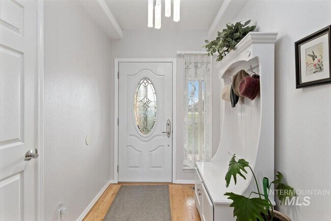 Foto del edificio - 9380 Ruth Marie Dr