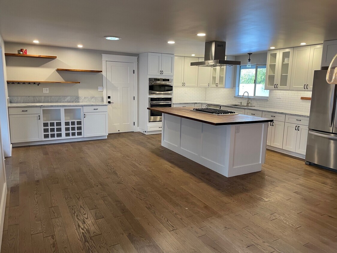 900 Bejay Pl, Reno, NV 89509 House Rental in Reno, NV