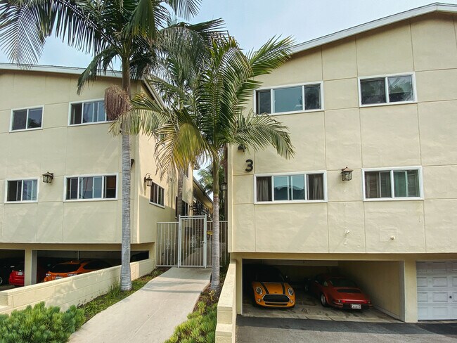 Building Photo - 937 4th St