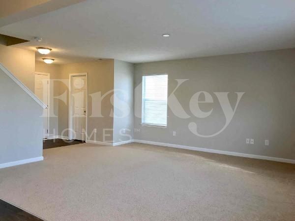 Foto del edificio - 8128 Wildwood Farms Dr