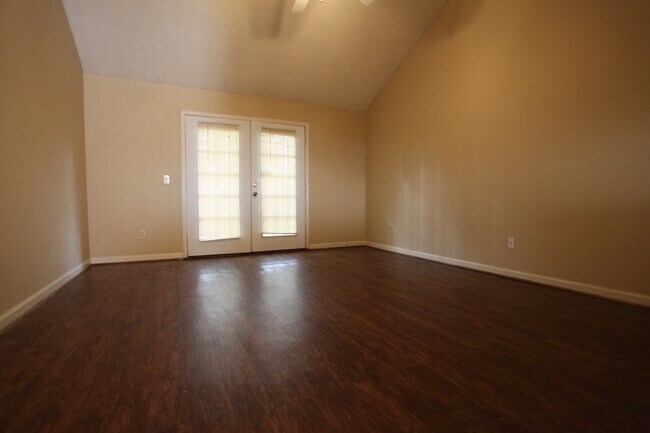 Building Photo - Available for Short-Term until 7/20/24!