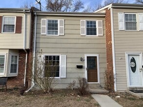 Building Photo - 135 Old Forge Dr