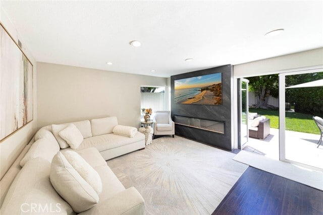 Building Photo - 8008 E Fox Run Ln