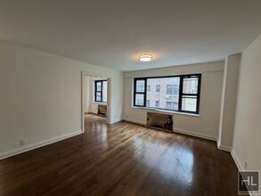 Building Photo - EAST 56 STREET