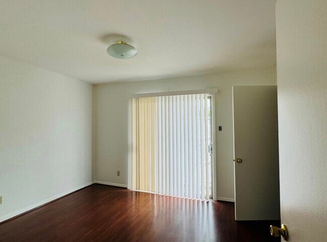 Foto del edificio - 7841 Rue St Cyr St