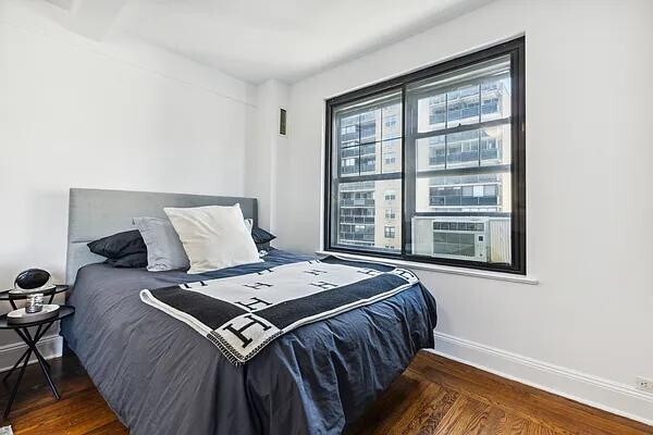 Foto del edificio - 200 E 16th St