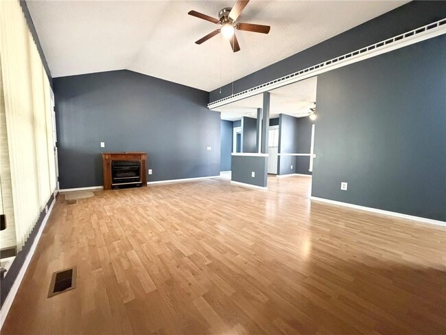 Building Photo - 5 Haslingden Ln