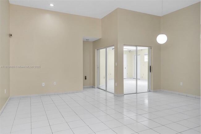 Building Photo - 11473 SW 72nd Terrace
