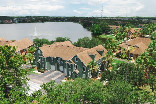 Foto del edificio - 9412 Lake Chase Island Way