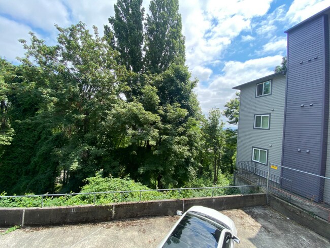 Foto del edificio - 4636 22nd Ave NE