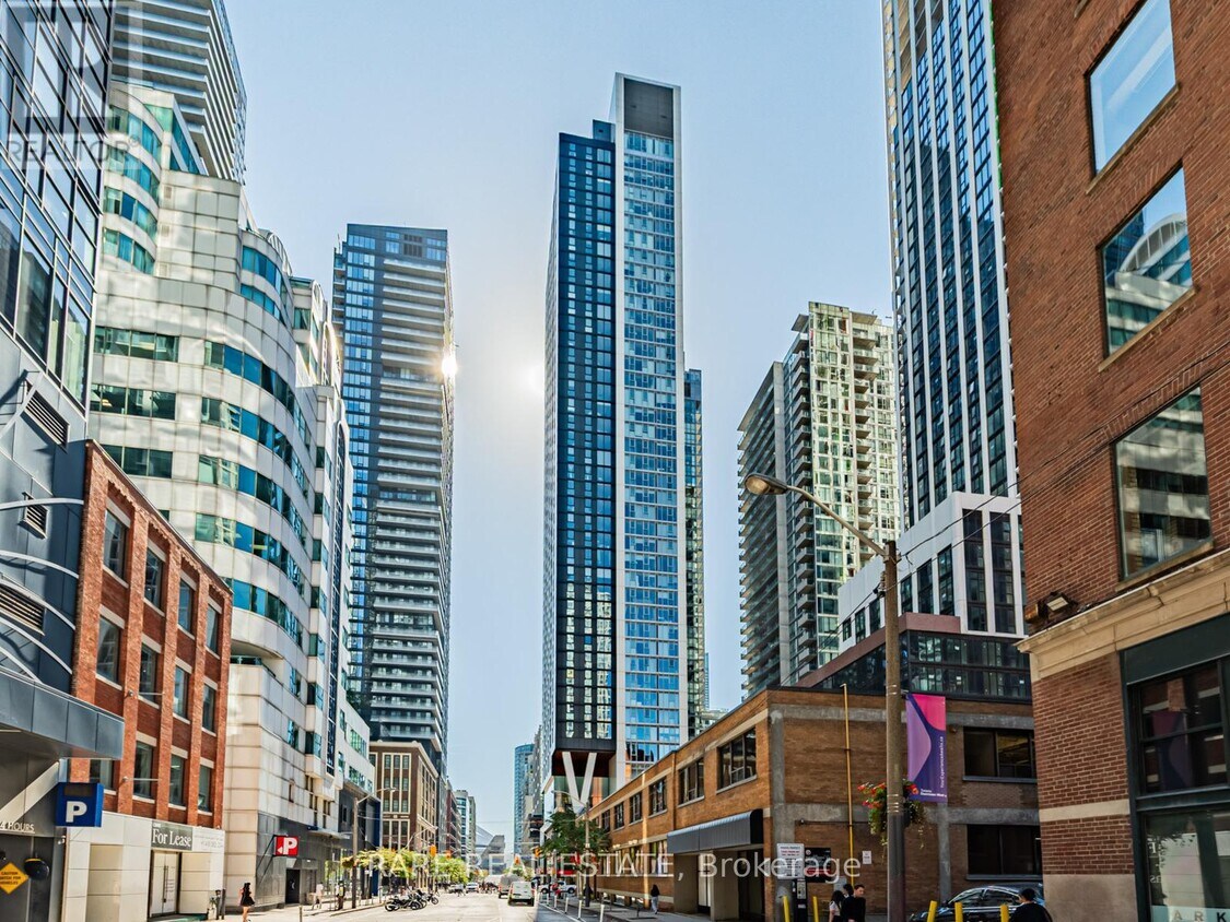 Photo principale - 357 King St W