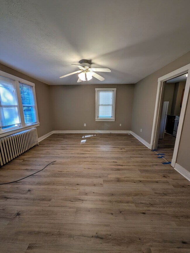 Building Photo - 1666 Crafton Blvd