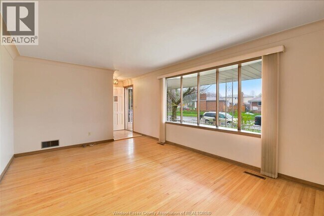 Photo du bâtiment - 10770 Eastcourt Dr