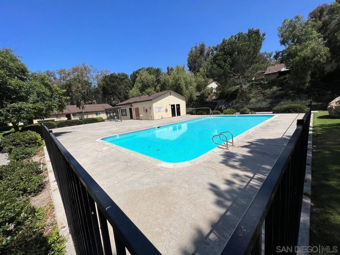 Foto principal - 9270 Amys St