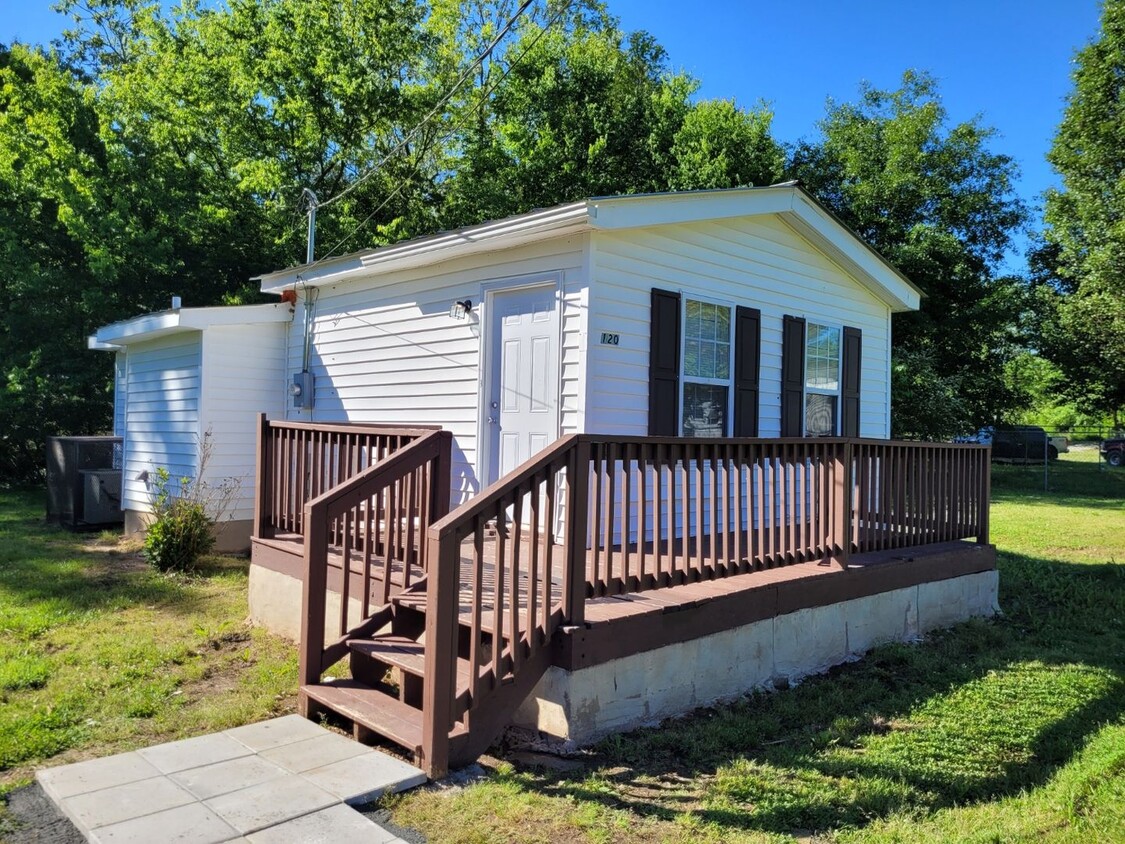 Primary Photo - For Rent - Madison County, Hull, GA -2bedr...