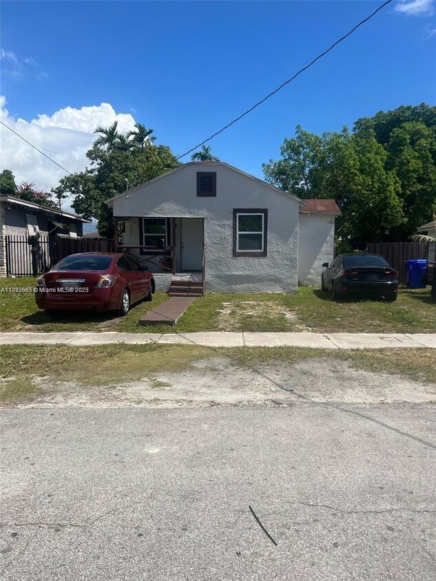 Primary Photo - 1271 NW 68th St
