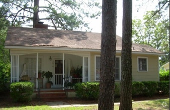 Building Photo - 1010 7th Ave