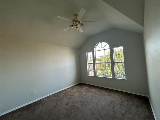 Foto del edificio - 6936 Meadow Bend Dr