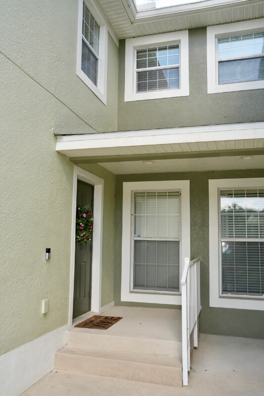 Building Photo - 2255 Kings Palace Dr