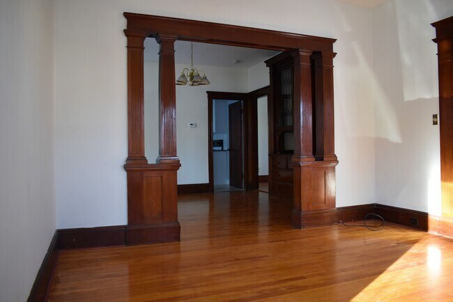 Foto del edificio - 110 Hillside Rd