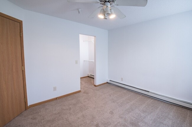 Interior Photo - Amber Crest/Fox Run Apartments