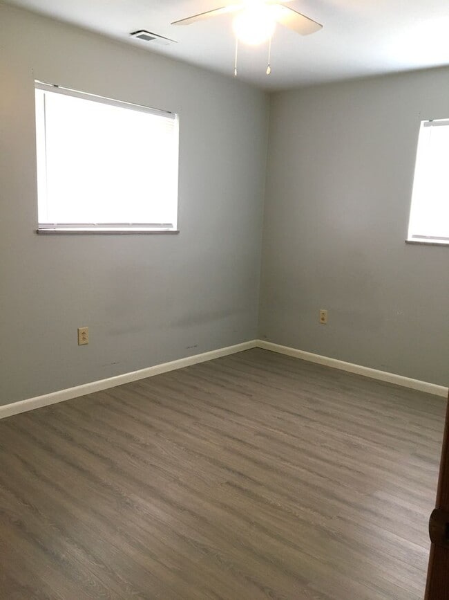 Building Photo - 1515 Bel Del Ct